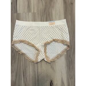 NWT Cacique Women’s Size 14/16 Boy Short Panties White Tan Polka Dot Lace Detail